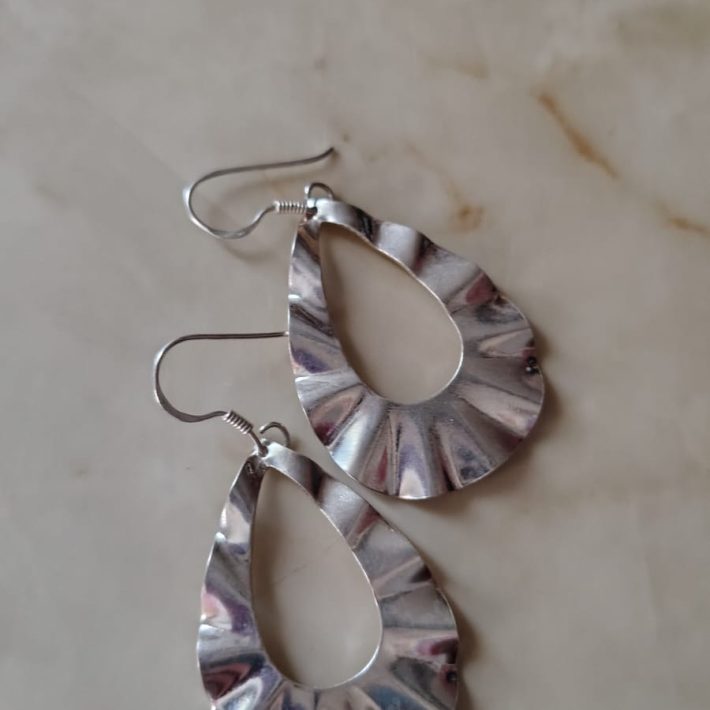 Aro Colgante Lagrima