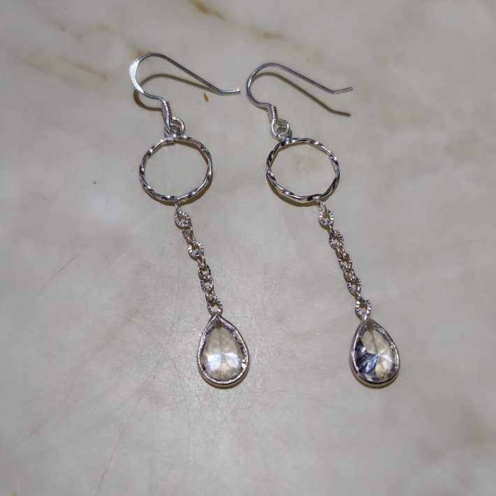 Aro Colgante Lagrima