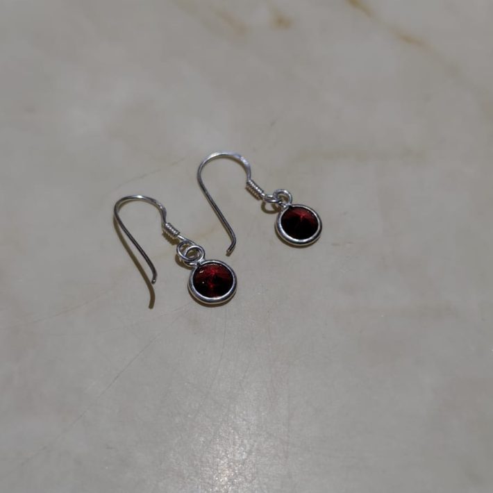 Aro Colgante Circón Rojo