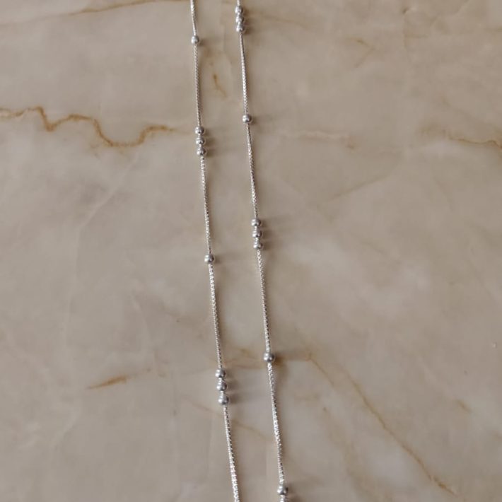 Cadena Plata con Cuentas