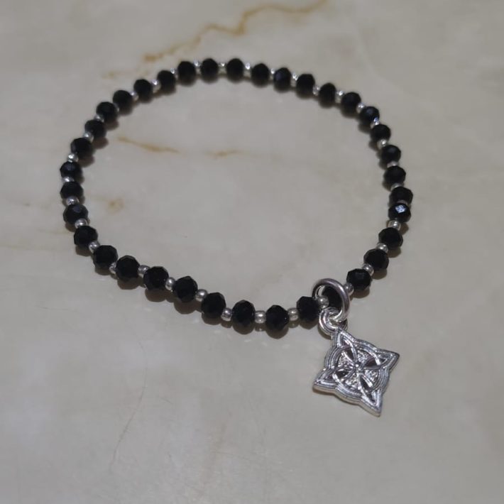 Pulsera Cristal Negro con Burbujas de Plata